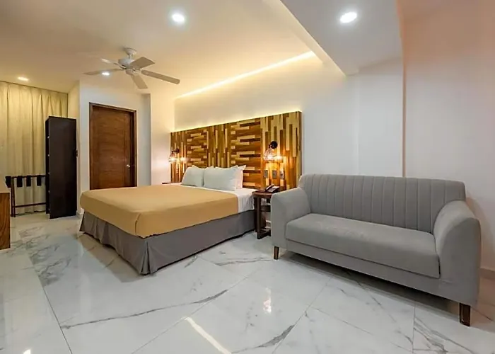 Oyo Marvic Hotel