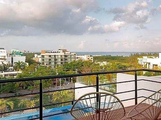 Oyo Marvic Hotel 3*