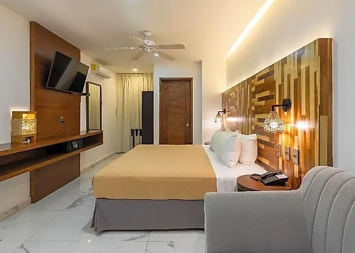 Oyo Marvic Hotel