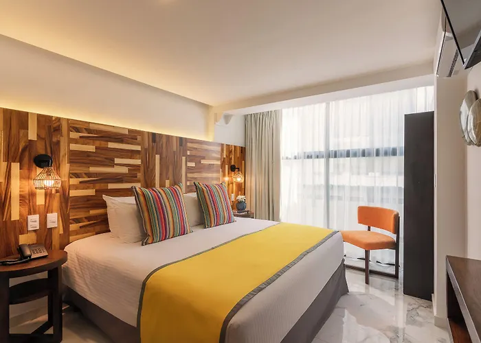 Hotel Oyo Marvic 3*